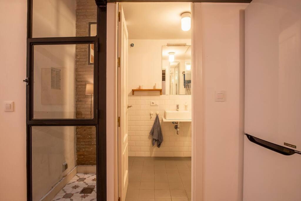 Precioso Apartamento Nuevo En Sevilla Centro 4Pax Exterior photo