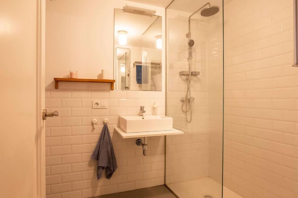 Precioso Apartamento Nuevo En Sevilla Centro 4Pax Exterior photo